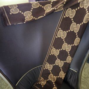 Gucci scarf